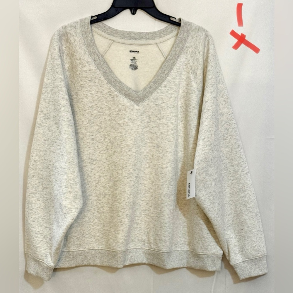Sonoma Light Gray V-Neck Sweater